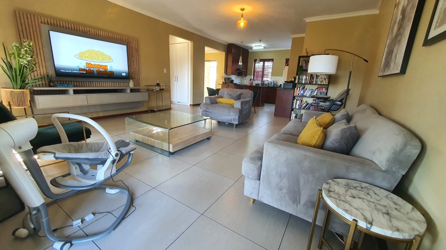 3 Bedroom Property for Sale in Equestria Gauteng