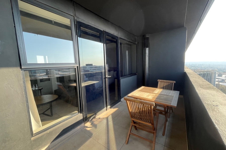 1 Bedroom Property for Sale in Sandown Gauteng