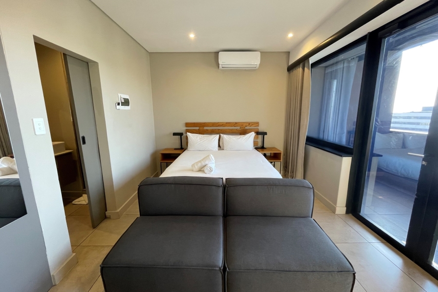 To Let 1 Bedroom Property for Rent in Sandown Gauteng
