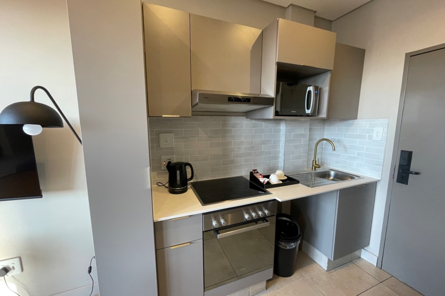 To Let 1 Bedroom Property for Rent in Sandown Gauteng