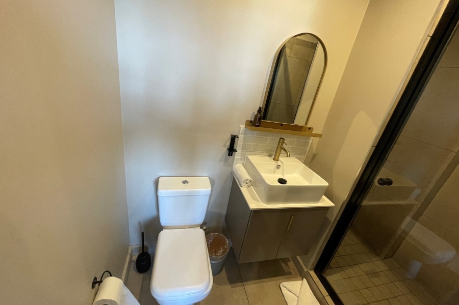 To Let 1 Bedroom Property for Rent in Sandown Gauteng