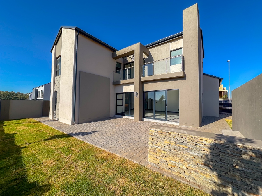 4 Bedroom Property for Sale in Fountainbrook Estate Gauteng