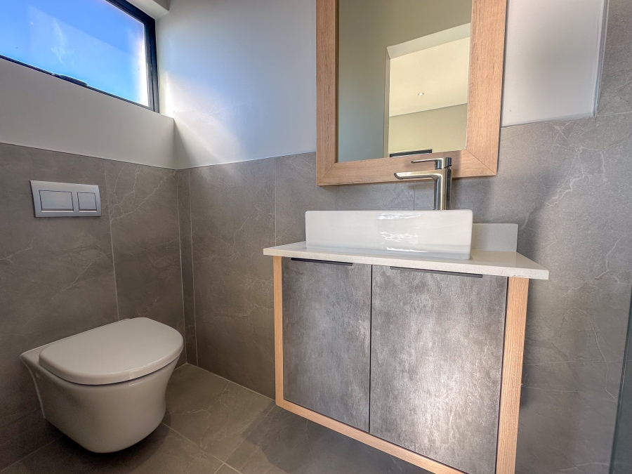 4 Bedroom Property for Sale in Fountainbrook Estate Gauteng