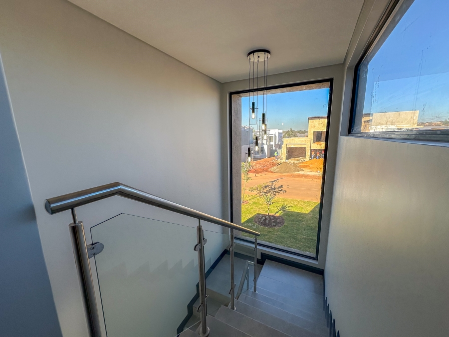 4 Bedroom Property for Sale in Fountainbrook Estate Gauteng