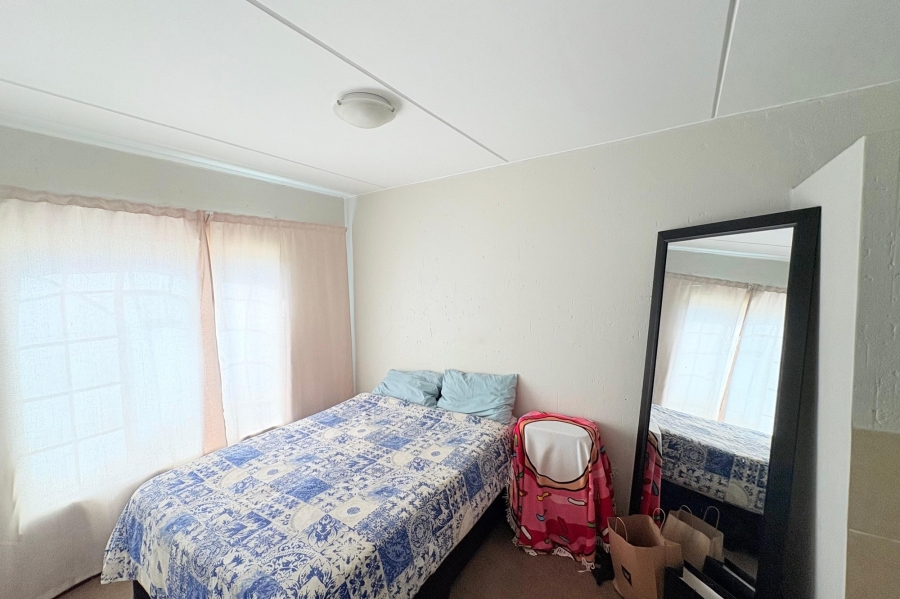 To Let 2 Bedroom Property for Rent in Comet Gauteng