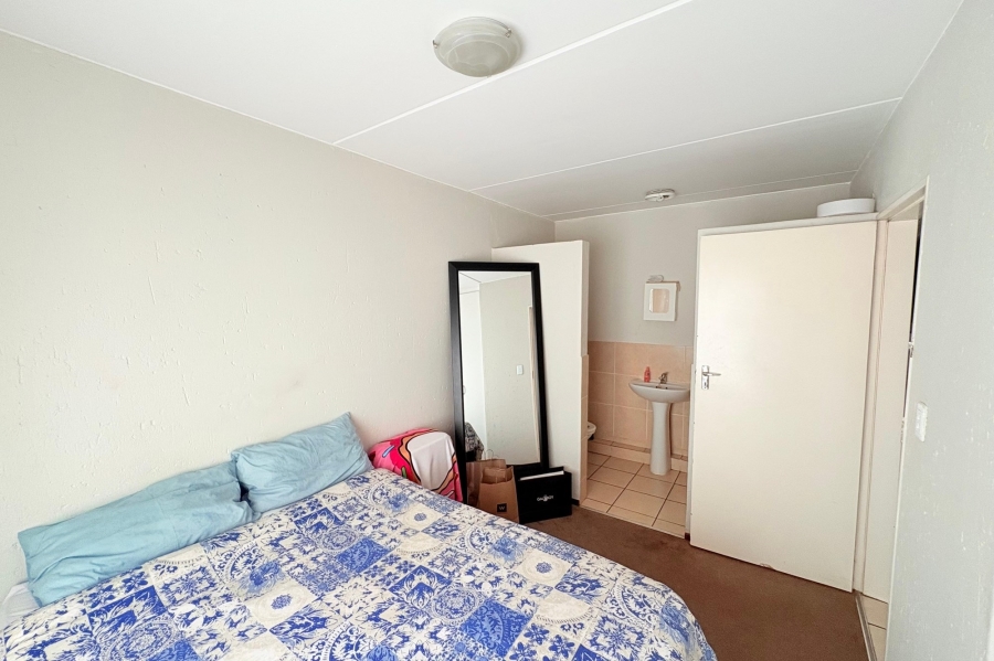 To Let 2 Bedroom Property for Rent in Comet Gauteng