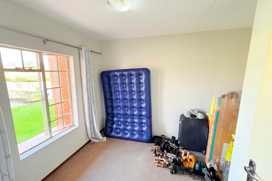 To Let 2 Bedroom Property for Rent in Comet Gauteng