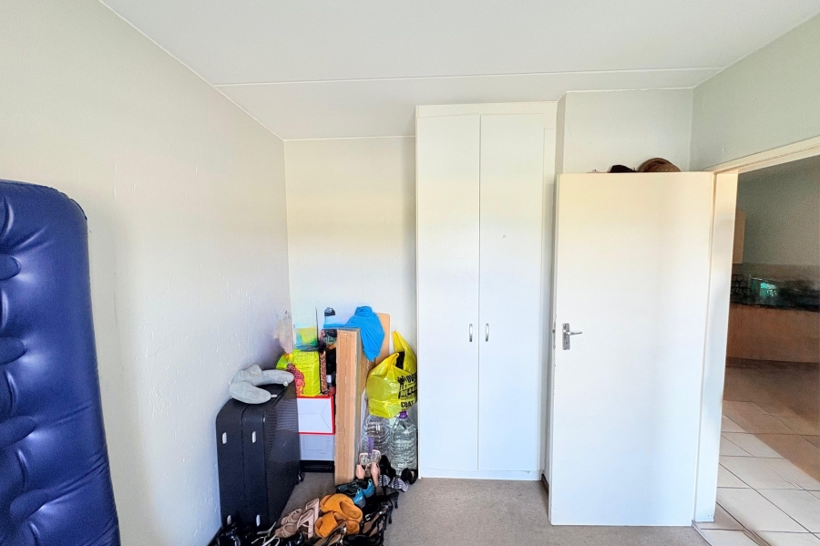 To Let 2 Bedroom Property for Rent in Comet Gauteng