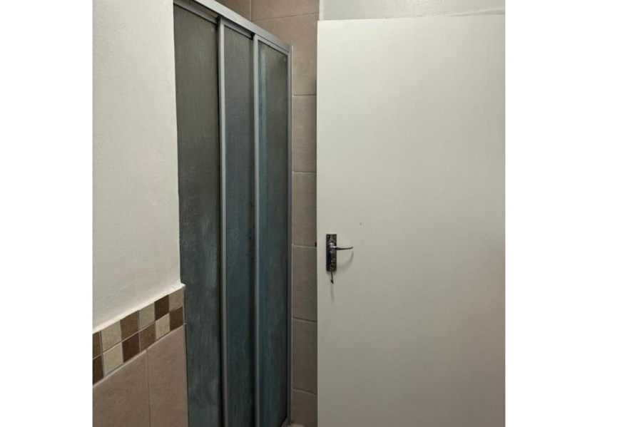 To Let 2 Bedroom Property for Rent in Noordwyk Gauteng
