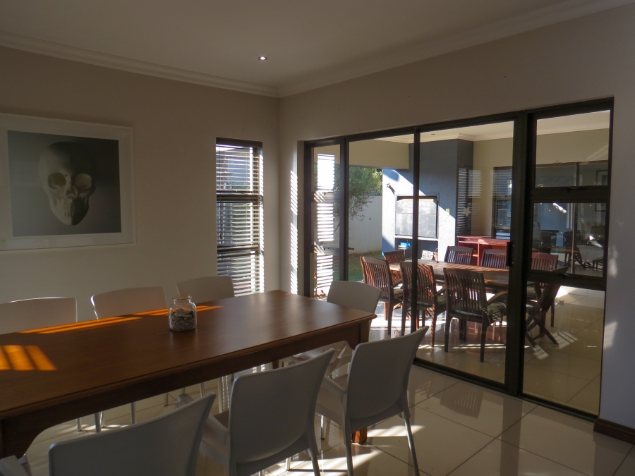4 Bedroom Property for Sale in Greenstone Hill Gauteng