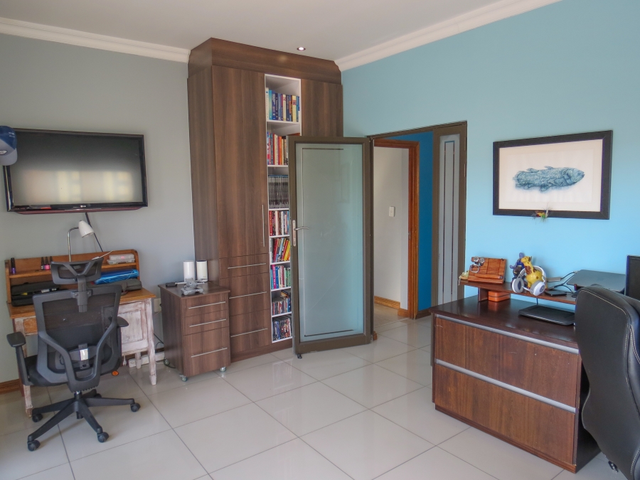 4 Bedroom Property for Sale in Greenstone Hill Gauteng