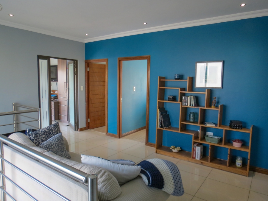 4 Bedroom Property for Sale in Greenstone Hill Gauteng