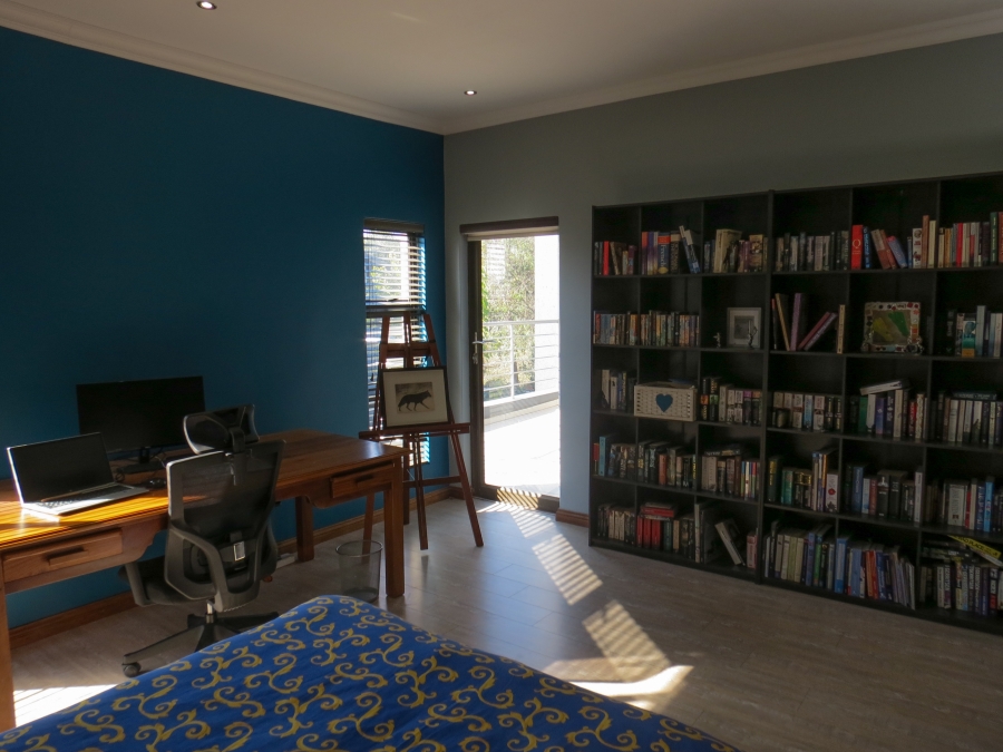 4 Bedroom Property for Sale in Greenstone Hill Gauteng