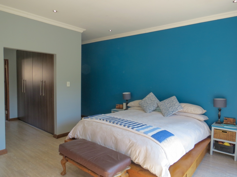 4 Bedroom Property for Sale in Greenstone Hill Gauteng