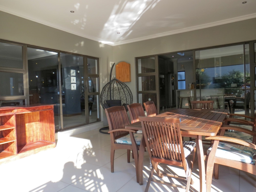 4 Bedroom Property for Sale in Greenstone Hill Gauteng
