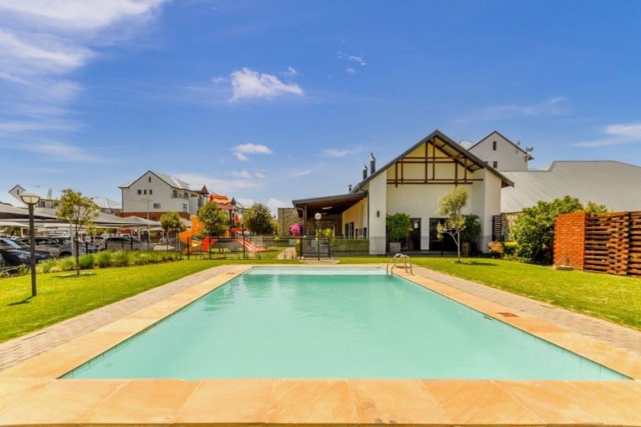 3 Bedroom Property for Sale in Greenstone Hill Gauteng