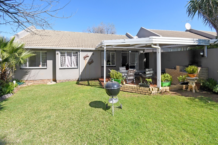3 Bedroom Property for Sale in Northwold Gauteng
