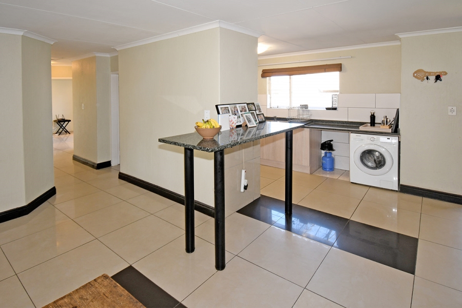 3 Bedroom Property for Sale in Northwold Gauteng