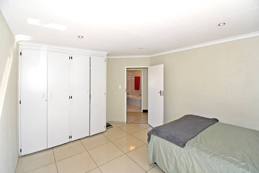 3 Bedroom Property for Sale in Northwold Gauteng