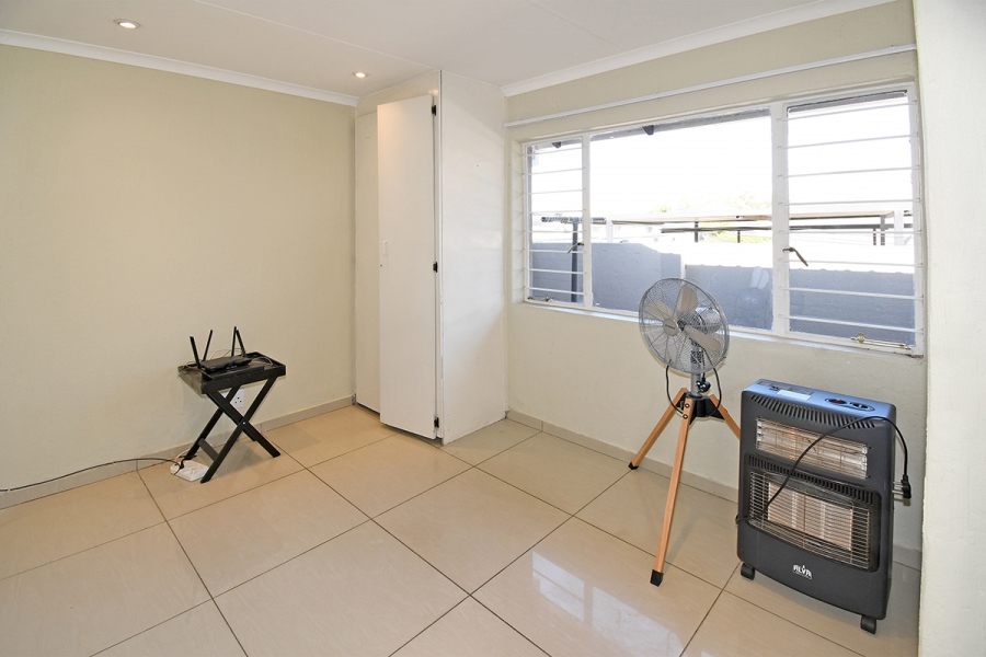 3 Bedroom Property for Sale in Northwold Gauteng