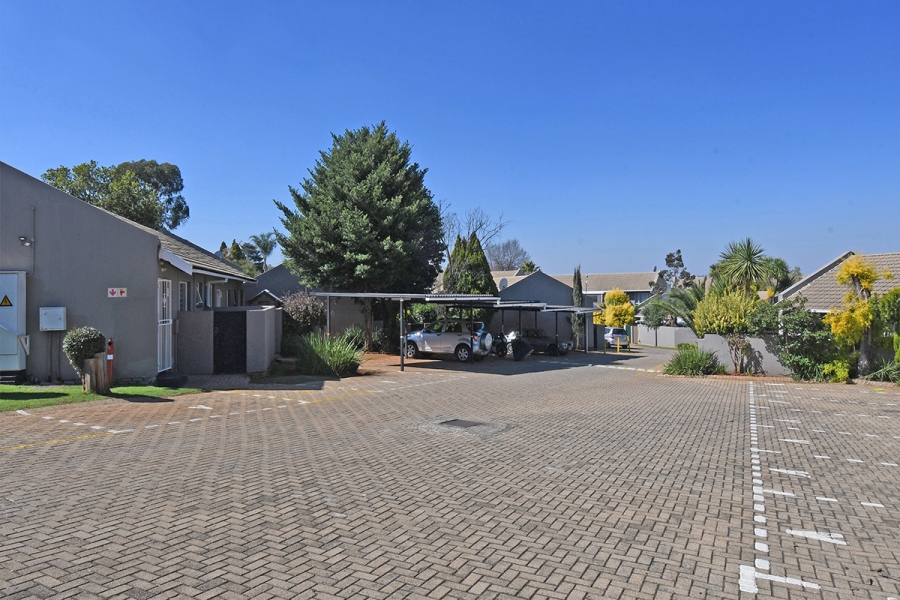 3 Bedroom Property for Sale in Northwold Gauteng