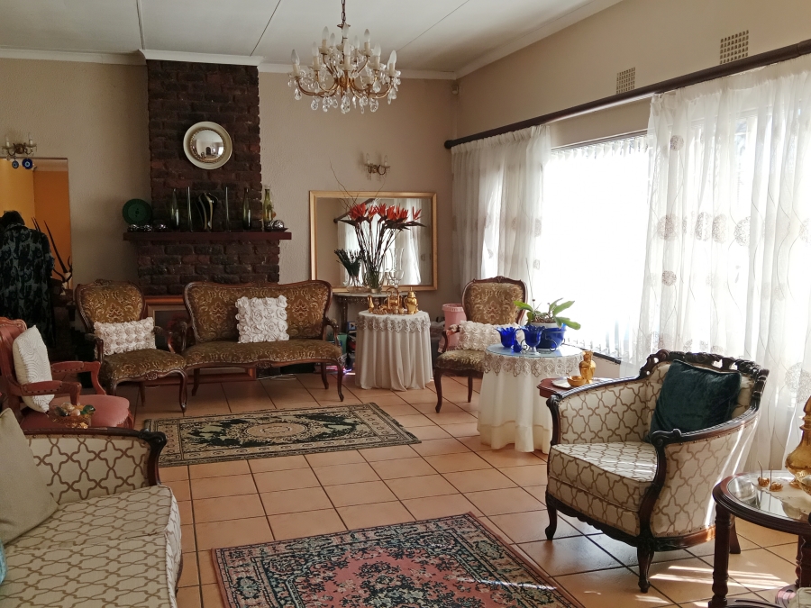 4 Bedroom Property for Sale in Brackendowns Gauteng