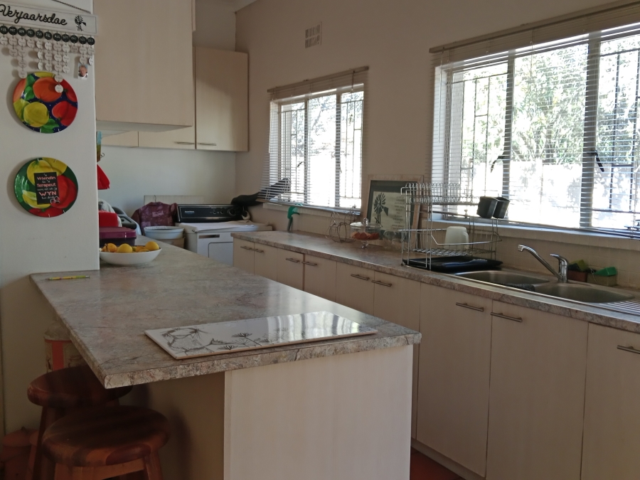 4 Bedroom Property for Sale in Brackendowns Gauteng