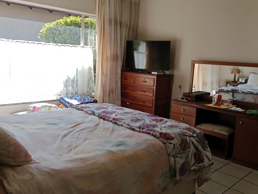 4 Bedroom Property for Sale in Brackendowns Gauteng