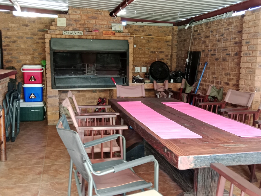 4 Bedroom Property for Sale in Brackendowns Gauteng
