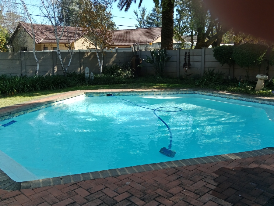 4 Bedroom Property for Sale in Brackendowns Gauteng