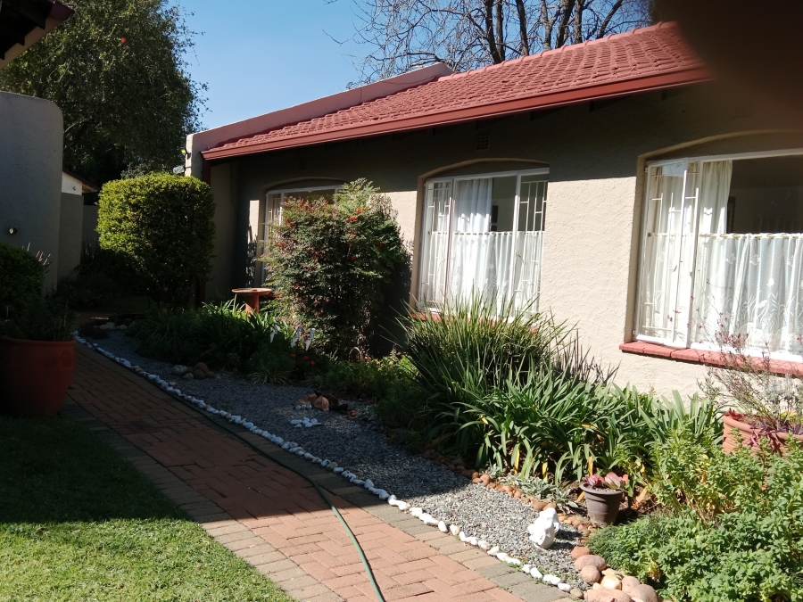 4 Bedroom Property for Sale in Brackendowns Gauteng