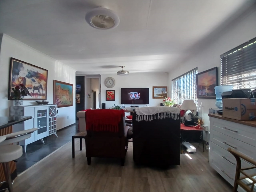 3 Bedroom Property for Sale in Greenhills Gauteng