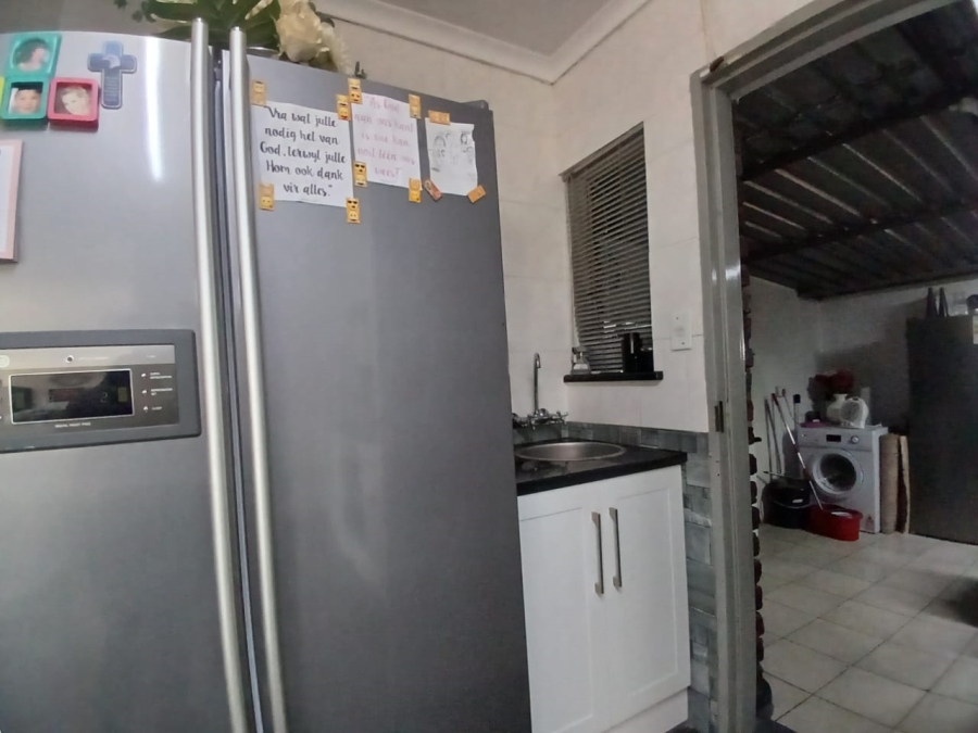 3 Bedroom Property for Sale in Greenhills Gauteng