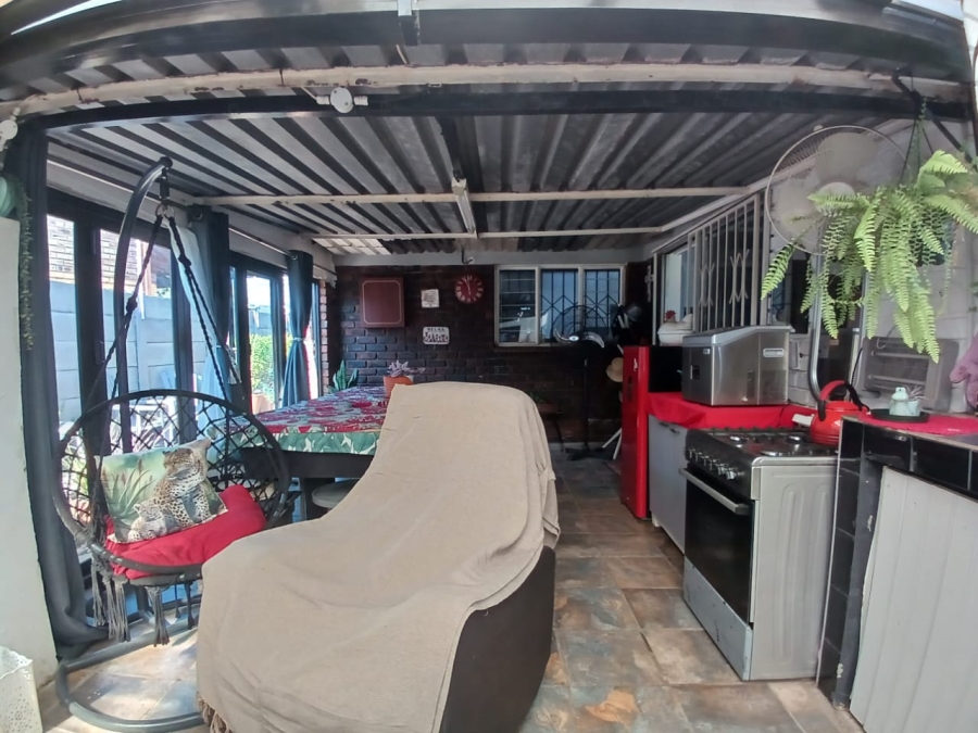 3 Bedroom Property for Sale in Greenhills Gauteng