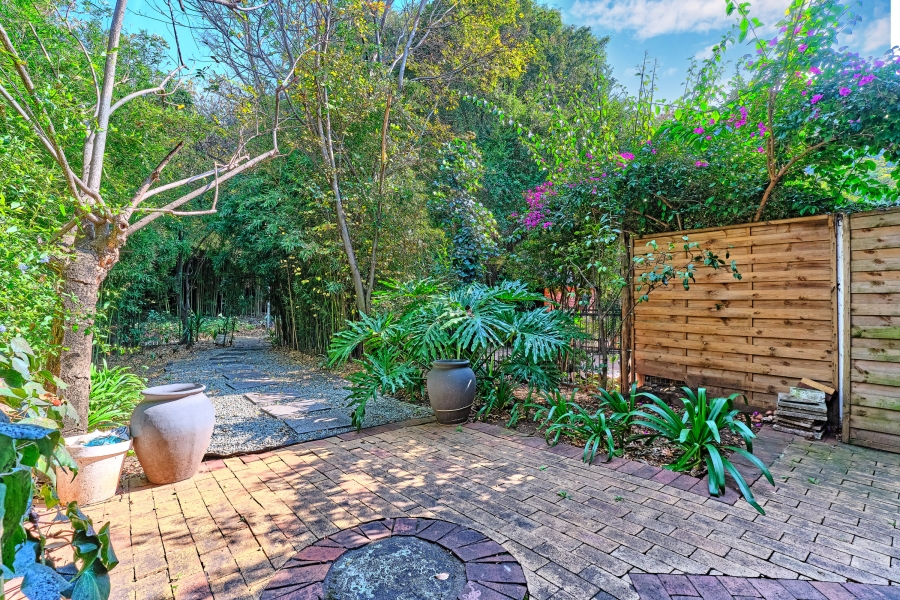 2 Bedroom Property for Sale in Oerderpark Gauteng