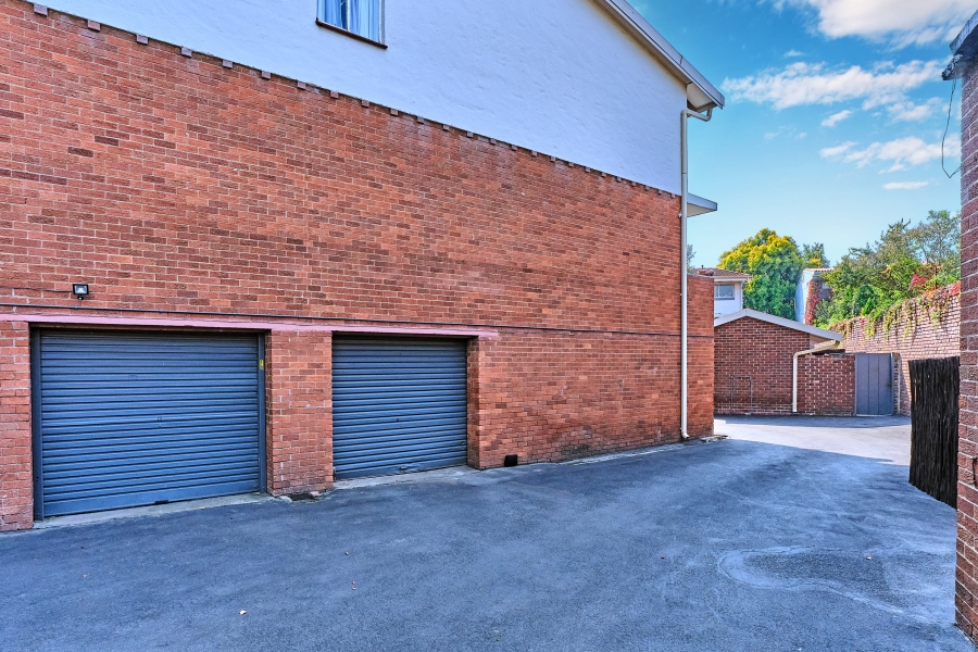2 Bedroom Property for Sale in Oerderpark Gauteng