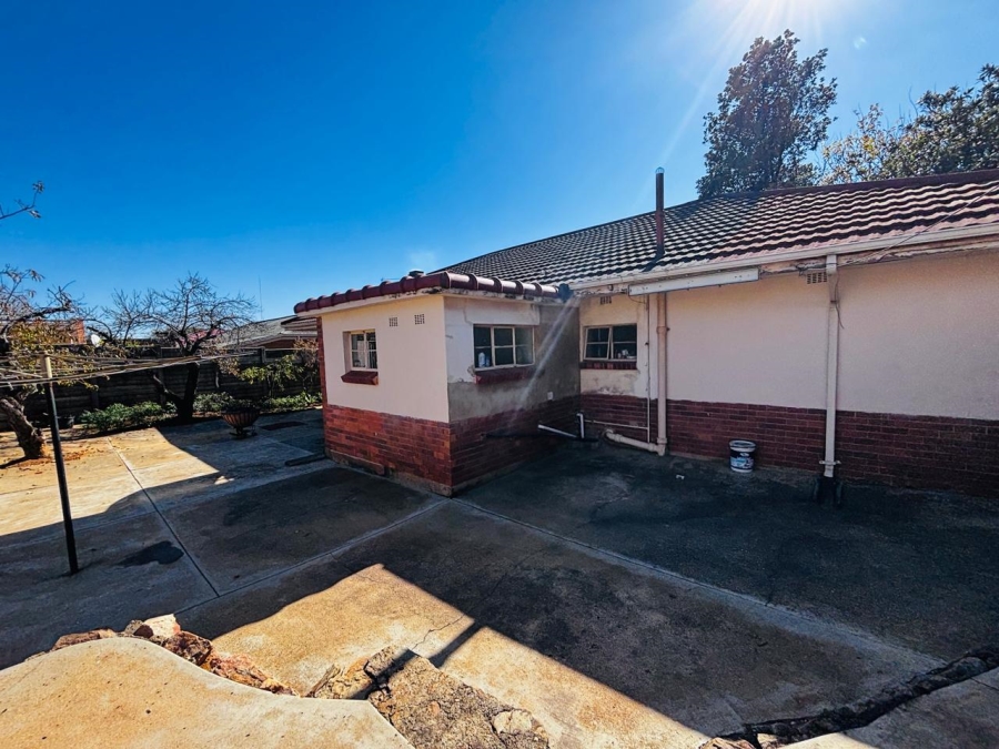 3 Bedroom Property for Sale in Wentworth Park Gauteng