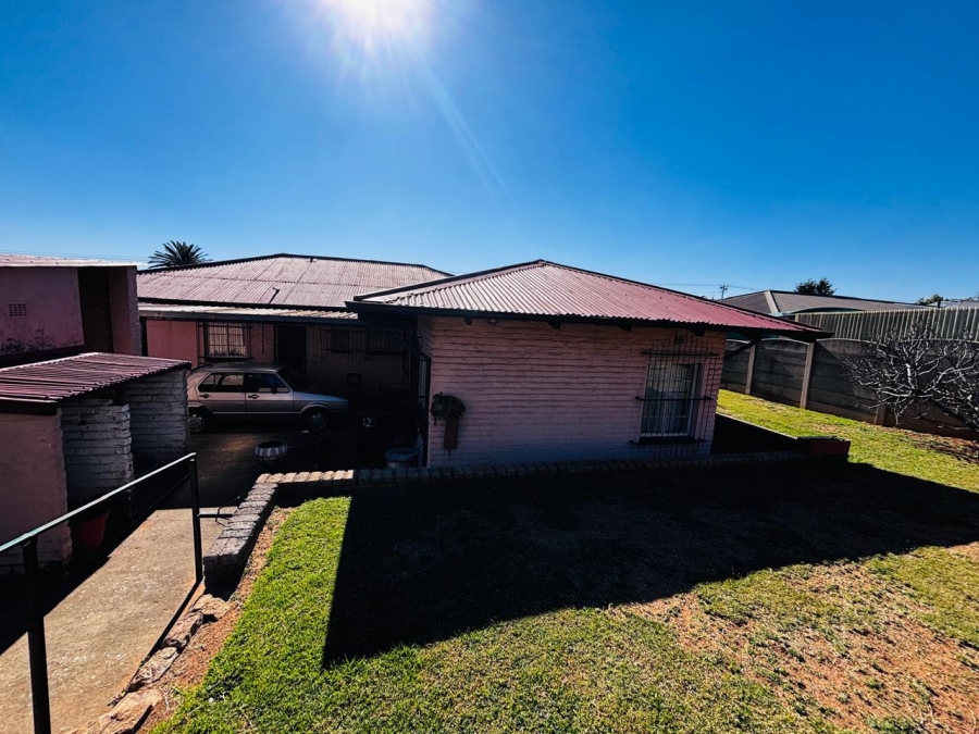 3 Bedroom Property for Sale in Wentworth Park Gauteng