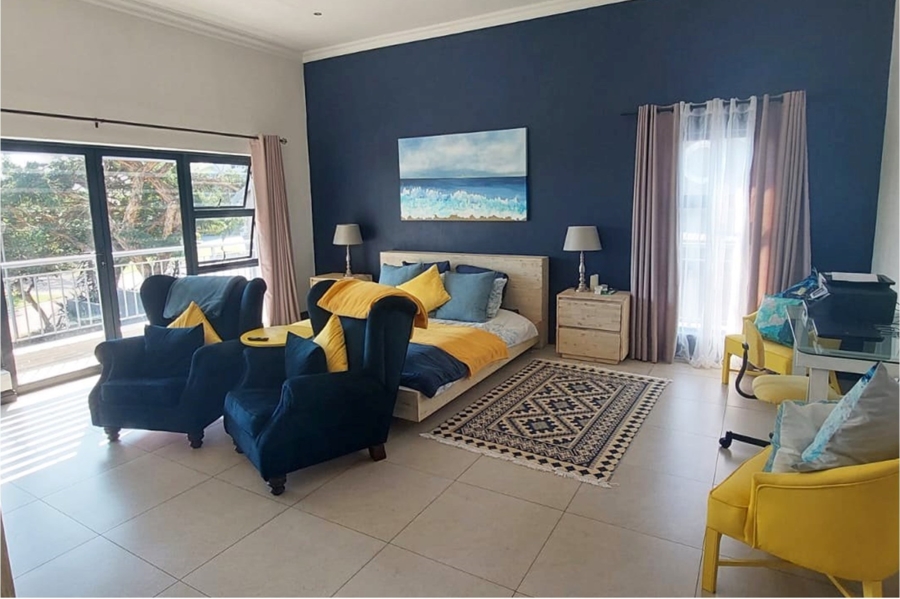 5 Bedroom Property for Sale in Copperleaf Estate Gauteng