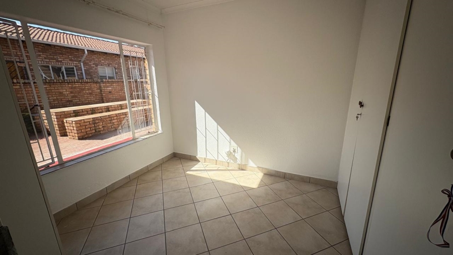 3 Bedroom Property for Sale in Beyers Park Gauteng
