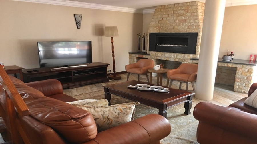4 Bedroom Property for Sale in Vanderbijlpark SW 5 Gauteng