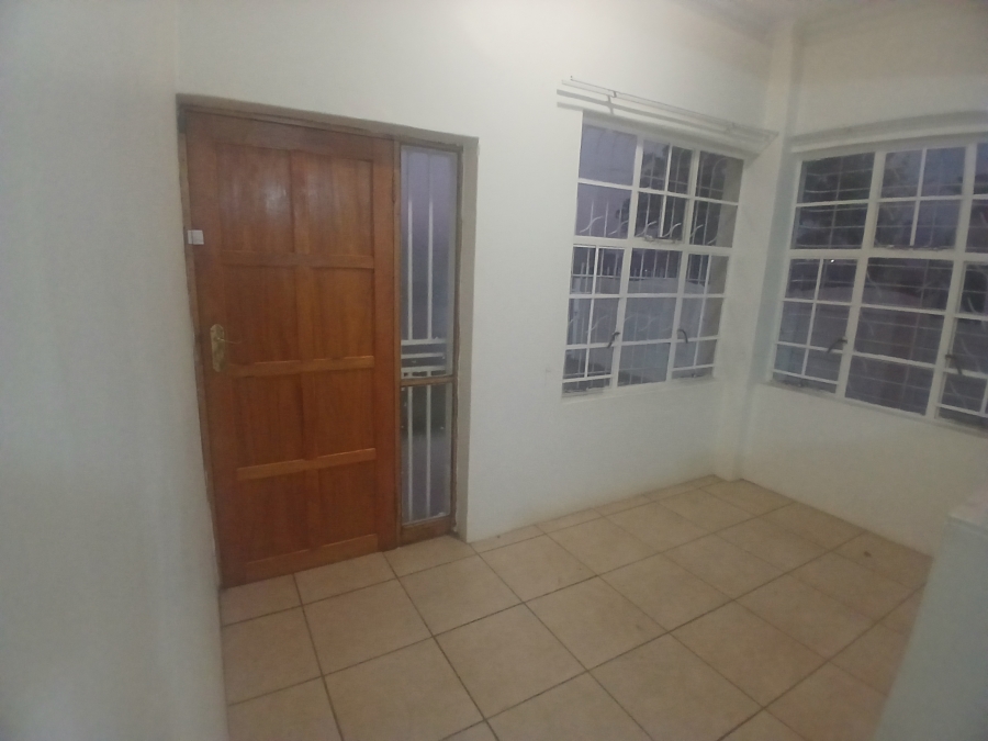 To Let 3 Bedroom Property for Rent in Daggafontein Gauteng