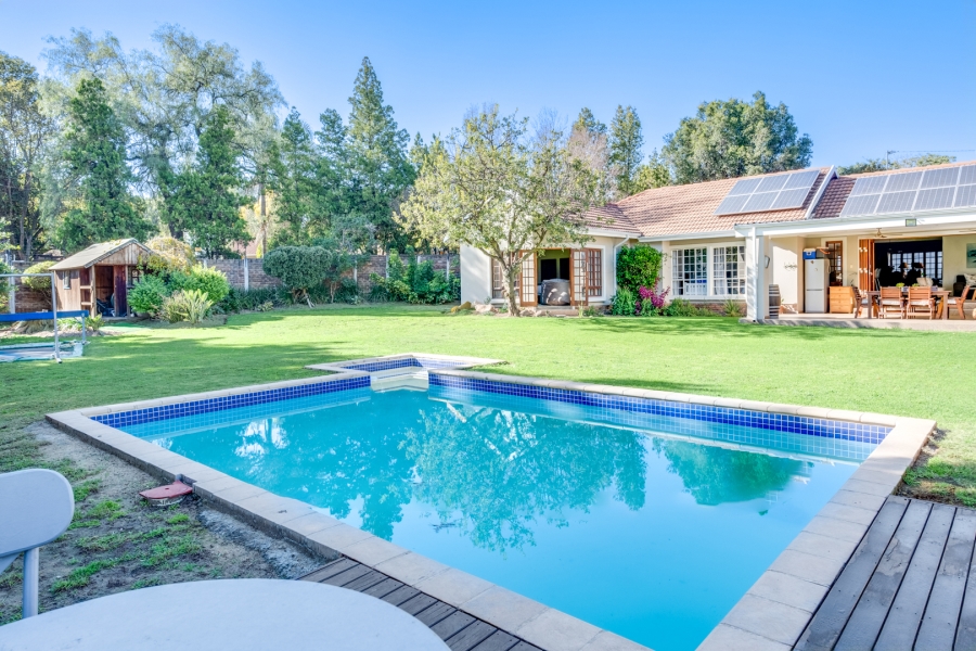 To Let 4 Bedroom Property for Rent in Norscot Gauteng