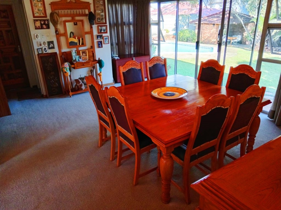 8 Bedroom Property for Sale in Florida Gauteng