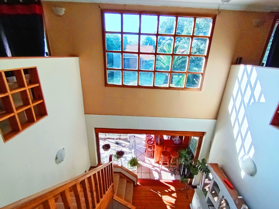 8 Bedroom Property for Sale in Florida Gauteng