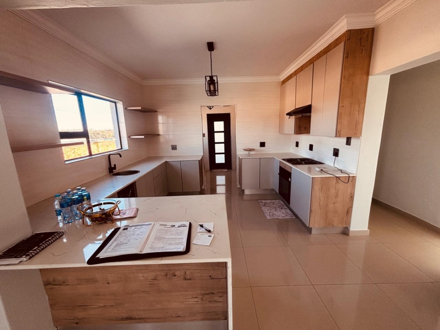 3 Bedroom Property for Sale in Wildtuinpark Gauteng