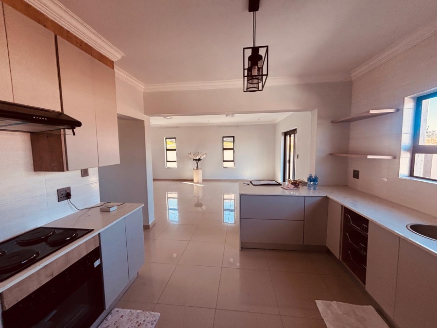 3 Bedroom Property for Sale in Wildtuinpark Gauteng