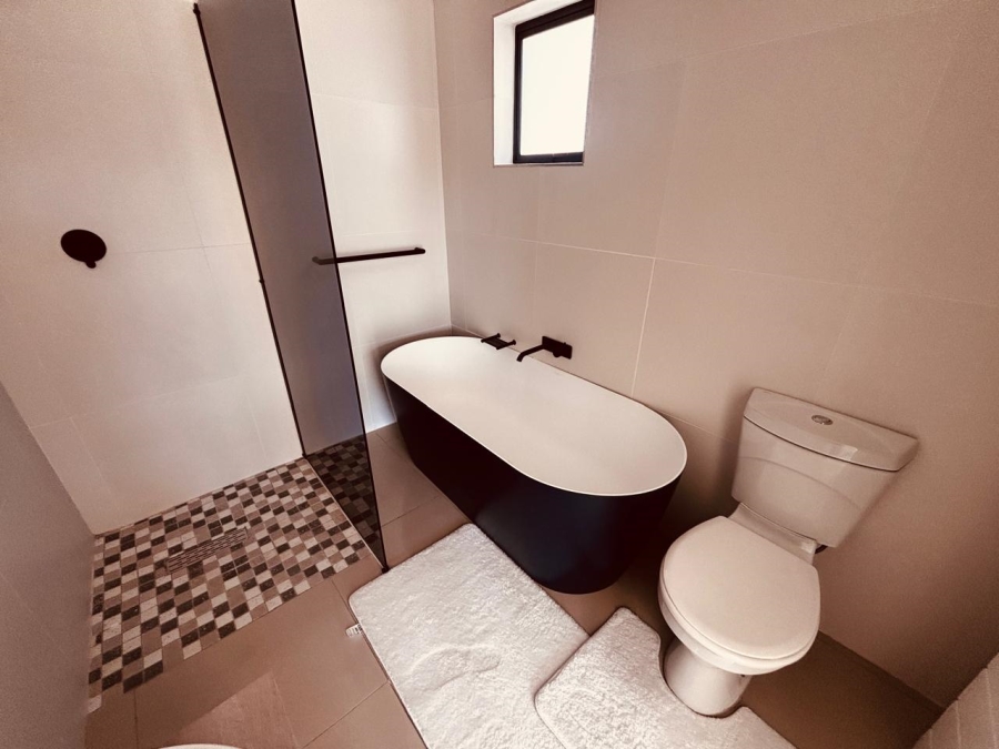 3 Bedroom Property for Sale in Wildtuinpark Gauteng