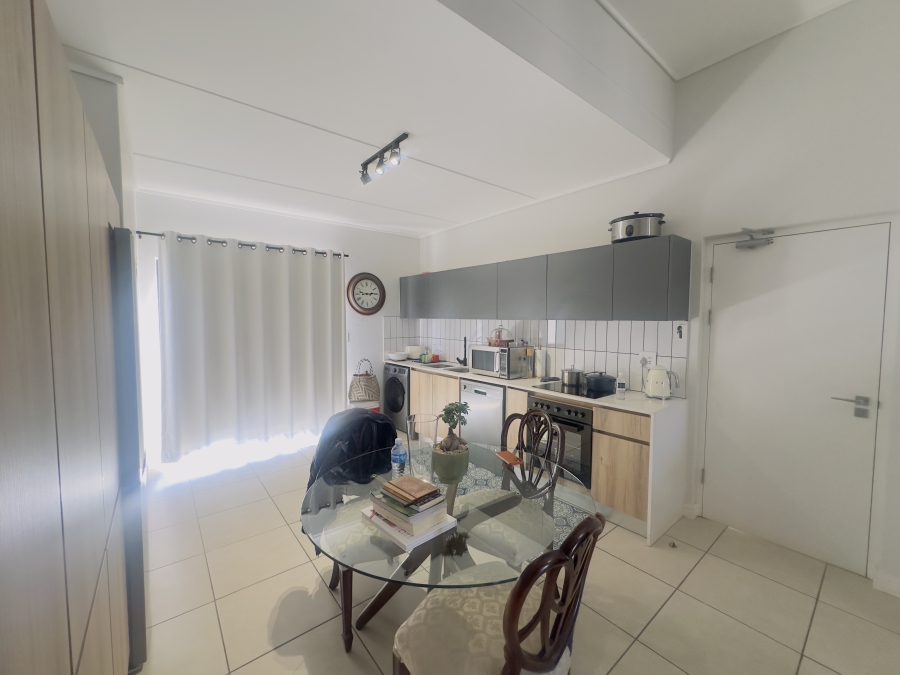 2 Bedroom Property for Sale in Aspen Hills Gauteng