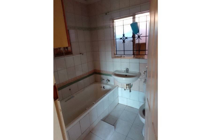 2 Bedroom Property for Sale in Mahube Valley Gauteng